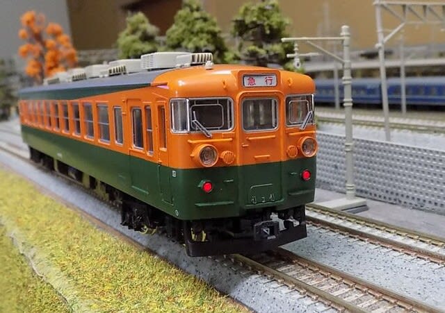 1/80】KATOの3-506 165系急行形電車3両セットを弄る