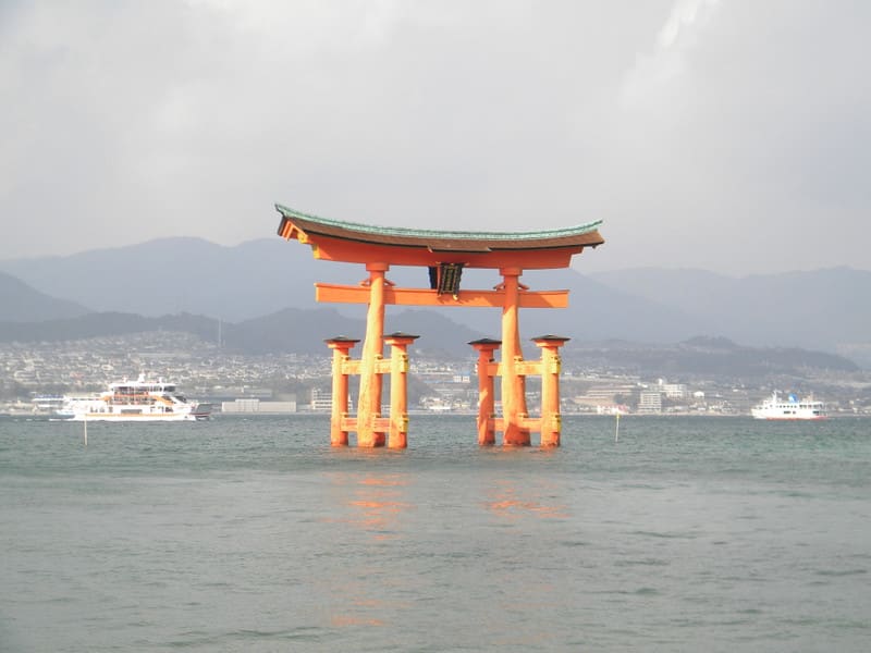 新春の厳島神社へ - まつなる的雑文～光輝く明日に向かえ