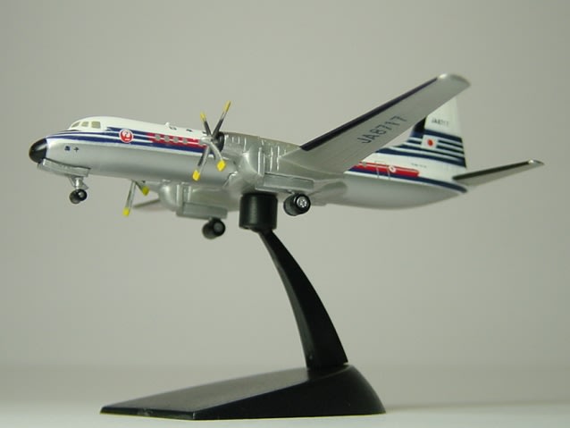 雑誌で紹介された エフトイズ 発する DC−10旧塗装機 JALウイングコレクション2 1/500 航空機・ヘリコプター