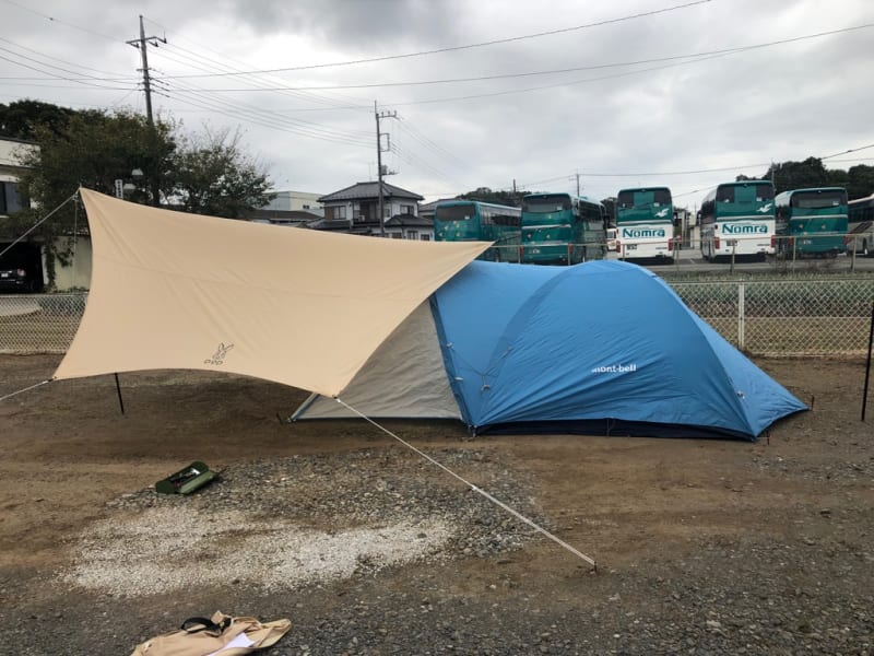 午後から庭でDDタープの小川張り、そして、モンベルテントの試し