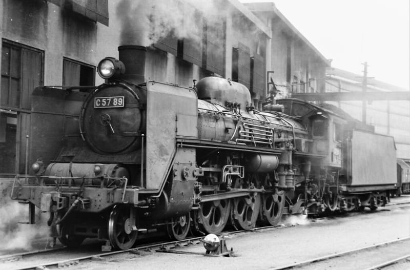 【2025年】お歳暮ギフト C57199】蒸気機関車】国鉄宮崎駅】昭和49年】春闘】実写】 コレクション