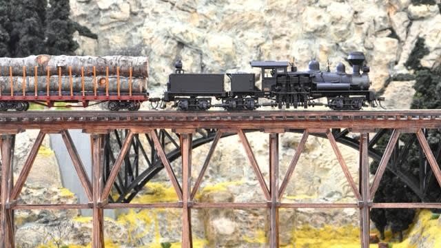 山岳ジオラマ 11・橋の風景 完成 - ふせちゃんのブログ