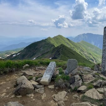 白毛門～朝日岳 梅雨入り前のお花畑へ (2024.6.20-21)