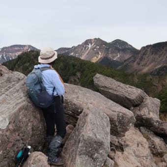 八ヶ岳・にゅう～中山～高見石を周回