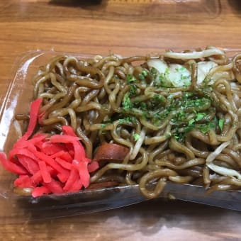 今日のお昼ごはんは超遅くにキッチンカー　エヌワイキッチンさんで