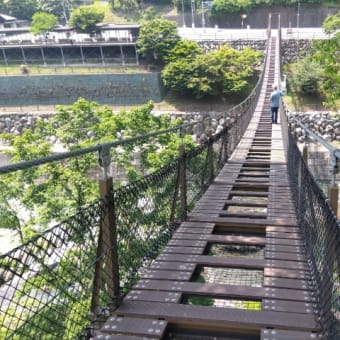 神流川をさかのぼり上野村まで