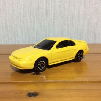 1/64　1999  Mustang　[Maisto  ]