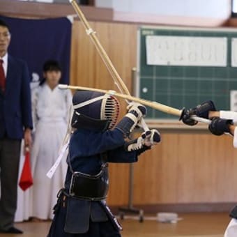 見島発　二月 時化の海