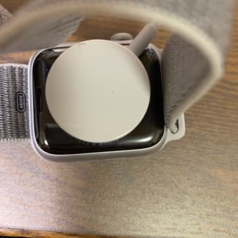 elagoのMac plus型 Apple Watch充電スタンドをシリーズ4で使えるようにしてしまえ