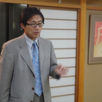 知事選勝利へ一本締め