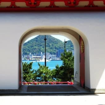 下関市「赤間神宮」＆水天門から見る海峡