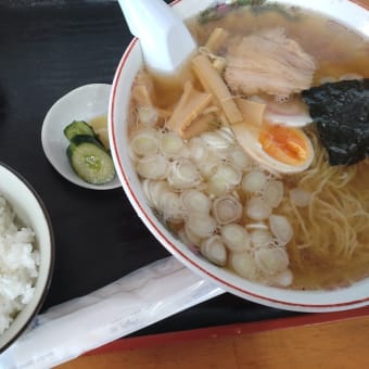 岩船荘別館ラーメン定食