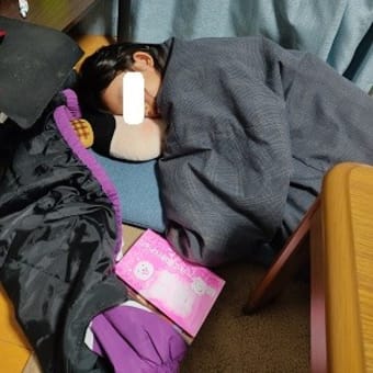 次女ちゃん、捻挫