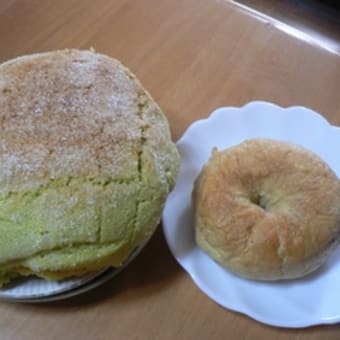 初めてのメロンパン♪