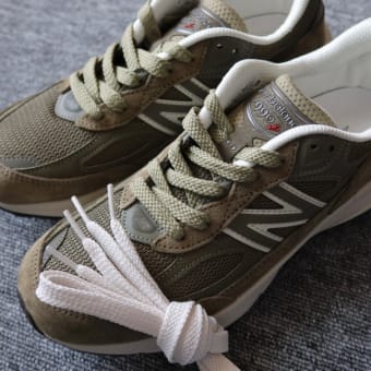 ＜ Shoes ＞ New Balance U990TB6
