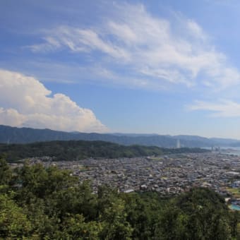 2020.8.23sun 午後2時からの低山歩き〜名草山