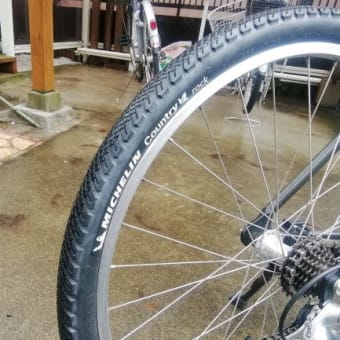 自転車　クロスバイクのタイヤ交換