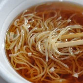 カップラーメン「根室さんま節ラーメン」（株）タイエー