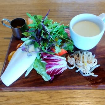 素敵なカフェ☕️見つけた♪