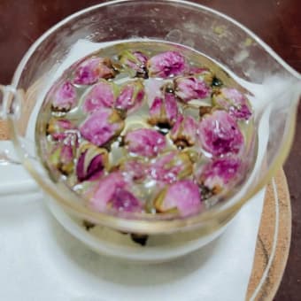 雲南省のバラのお茶「玫瑰花茶」を飲んでみた