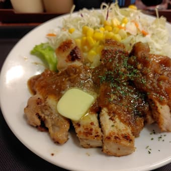 界隈・松屋 で 国産雪国育ち厚切りトンテキ定食シャリアピンソース