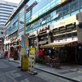地元の会社員たちも集まるエリア