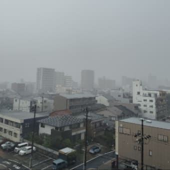 　　　　　　　　『雲は優し』