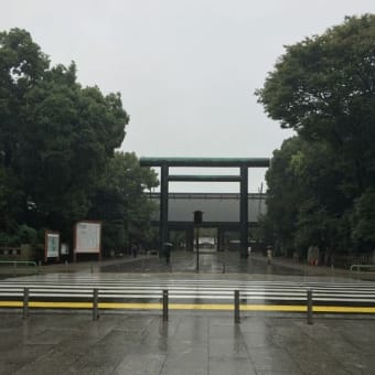 靖国神社参拝
