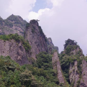 紅葉に映える妙義山 その３