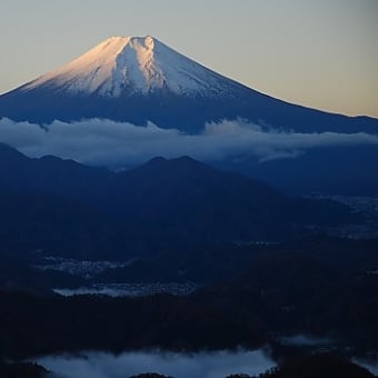 富士山　夜が明けて