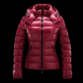 Moncler/モンクレール　ダウンジャケット　レディース/フード付き/BADY/ワインレッド