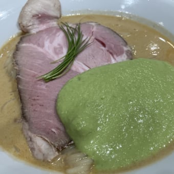 材料は違うがまるでビシソワーズ、赤坂見附に移転「中華蕎麦 佐とう」