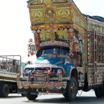 パキスタンより帰国 ～ デコレーショントラック