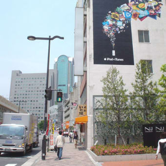 茶屋町は変身中