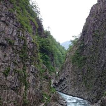 清津峡と裏見の滝