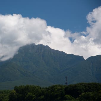 原村・権現岳からの日の出