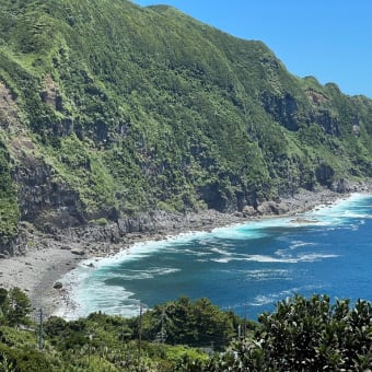 藍ケ江の海✨7月27日(日)☀️  台風9号余波？　青ヶ島🏝️