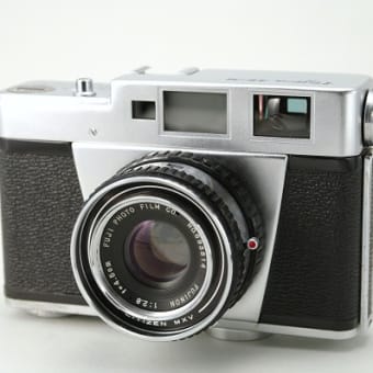 懐かしきフィルムカメラのエプロンデザイン