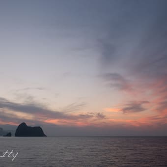 黄金岬と宝島の夕焼け