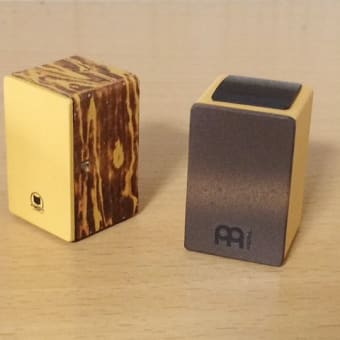 1/15 カホンのフィギュア　（Cajón miniature figure）
