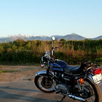 ６５０ＲＳ　Ｗ３で走る、十勝岳山麓の農村風景