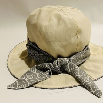 「絽の帯で作る帽子」
