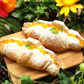 【マンゴークリームサンド☆国産小麦のクロワッサン】横浜の美味しいパン かもめパンです！