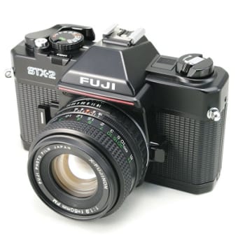 フジフィルム、コニカ、アグファ　　フィルム３社のフィルム一眼レフ・ビジネス展開