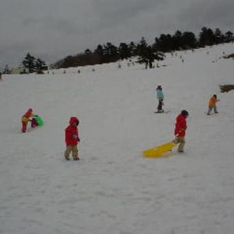 雪遊び