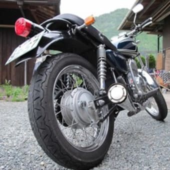 ホンダＣＢ４００ＳＳ　　本日の奥野氏