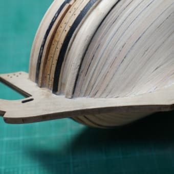 木製帆船模型製作【第２回外板を張る（５）】