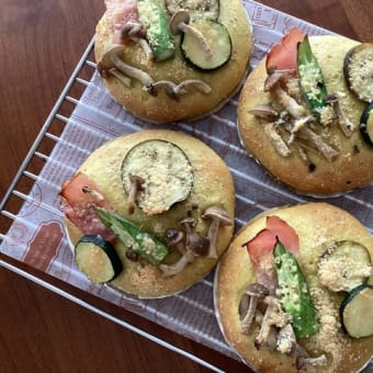 コーンいっぱいちぎりぱん