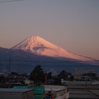 ２０１２．２．１２　朝の富士山