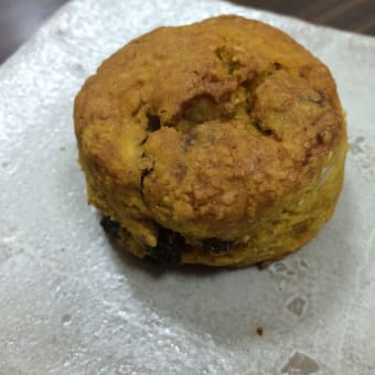 【本山】優しいお味のマフィン＆スコーン（レディバグ)